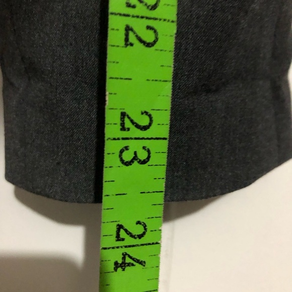 Women’s Gray Blazer Skirt Suit. Size 4. - Picture 5 of 9